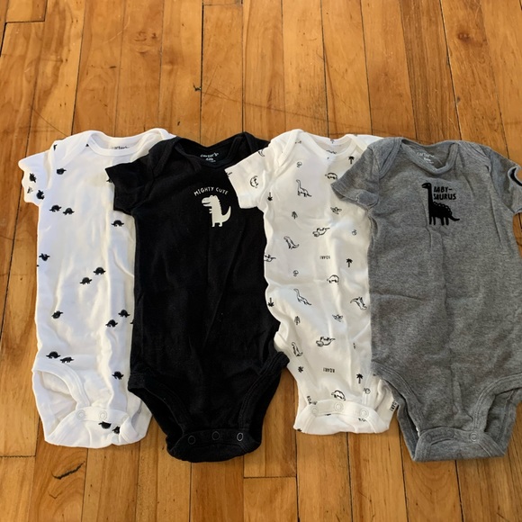 Carter's Other - NWOT 4 pack Dino onesies